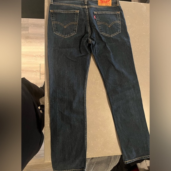 Levis jeans - Picture 3 of 3